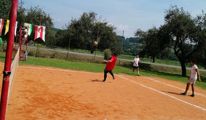 16. fotografia fotogalérie Nohejbalový turnaj o pohár starostu obce Ozdín - Bystrička 2019