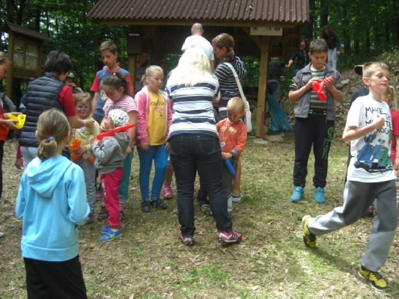 MDD - Turistický výstup na Vrch Hrad Ozdín